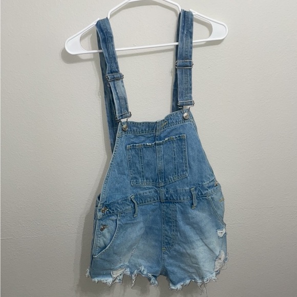 Free People NWT Moonbeam/ June  shortall -Shorts overall romper light blue sz 25 - Picture 2 of 11
